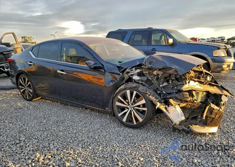 2020 Nissan Altima Platinum z USA, uszkodzony, nr VIN 1N4AL4FV5LN304573